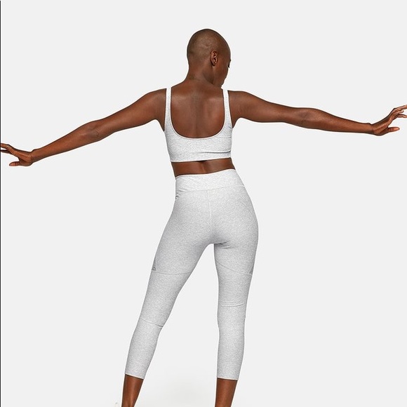 Outdoor Voices Warmup Legging - Picture 2 of 4